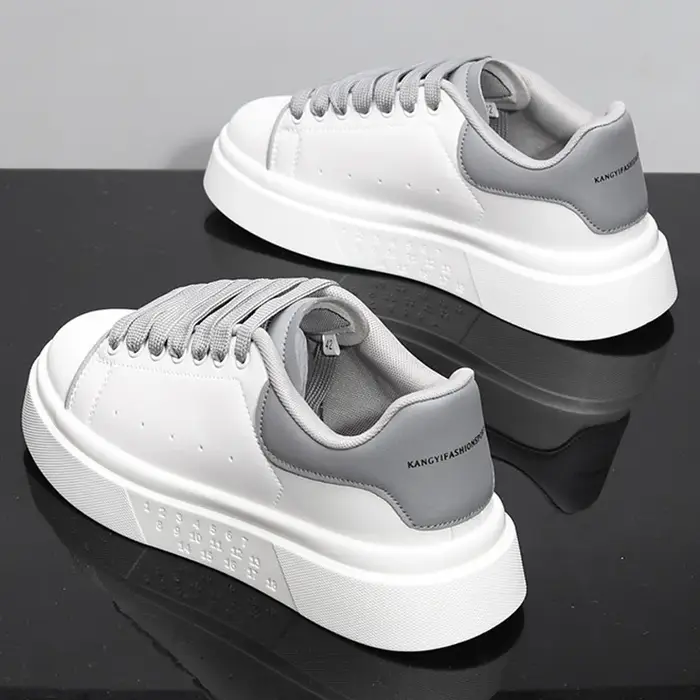 Fashion Men Skateboarding shoes Casual Sport Shoes Platform Sneakers Outdoor Breathable White Runnin