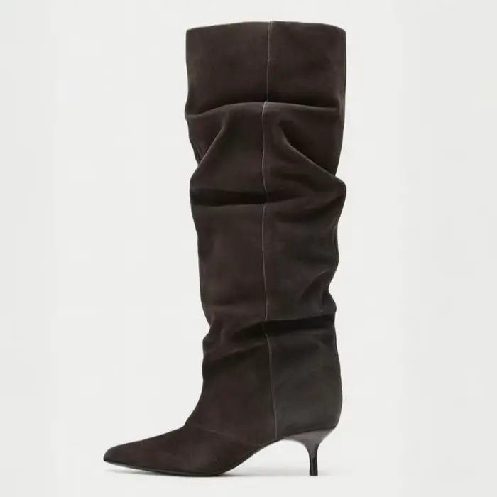 Hiver plissé daim genou bottes hautes femmes rétro marron bout pointu chaton talons bottes concepteu
