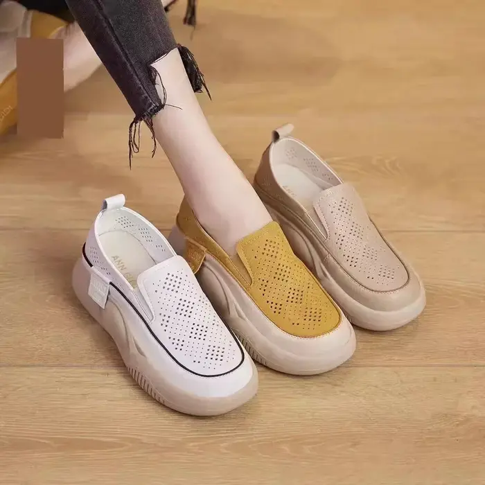 Chaussures Plates à Bout Rond et Semelle Souple pour Femme Sandales de Marche Légères et Confortables
