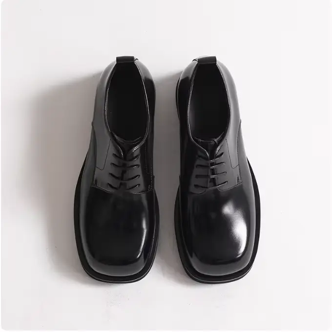 Derby chaussures haut de gamme bout carré en cuir semelle épaisse rehaussant la hauteur