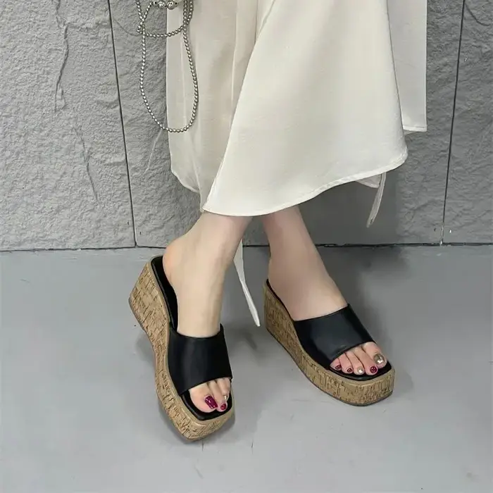 Talons noirs pantoufles été bloc chaussures compensées Sandales blanches décontracté Femme plate-forme