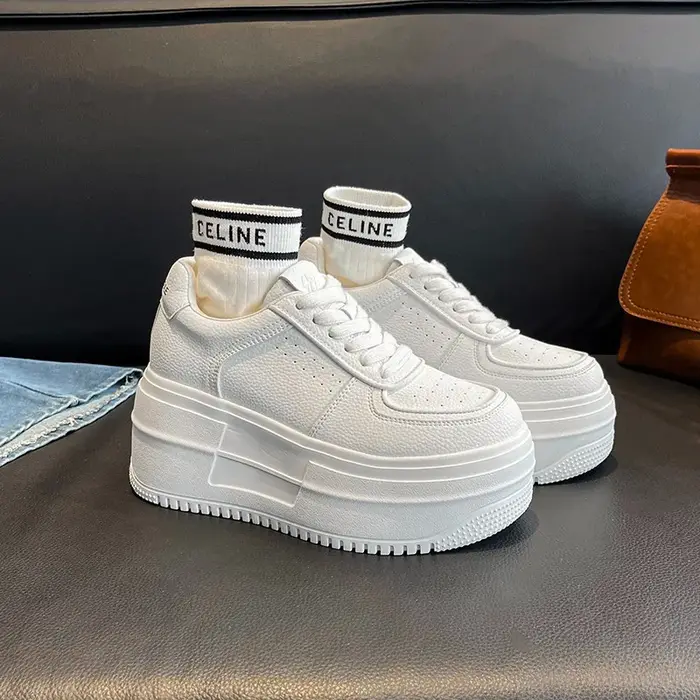 Baskets plates décontractées pour femmes avec semelle épaisse de 10 cm, blanches, en cuir, à enfiler