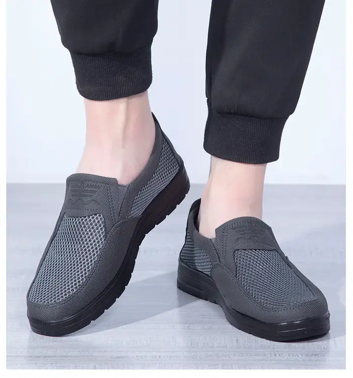 Nouvelle marque répertoriée 2025 hommes décontracté offres spéciales chaussures haut de gamme été maille