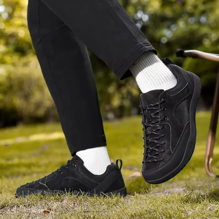 Nouveaux hommes femmes pieds nus bout large chaussures de marche à la mode
