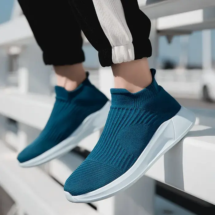 Chaussures de sport décontractées pour homme, en maille, à semelle plate, respirantes, pour l'extérieur.