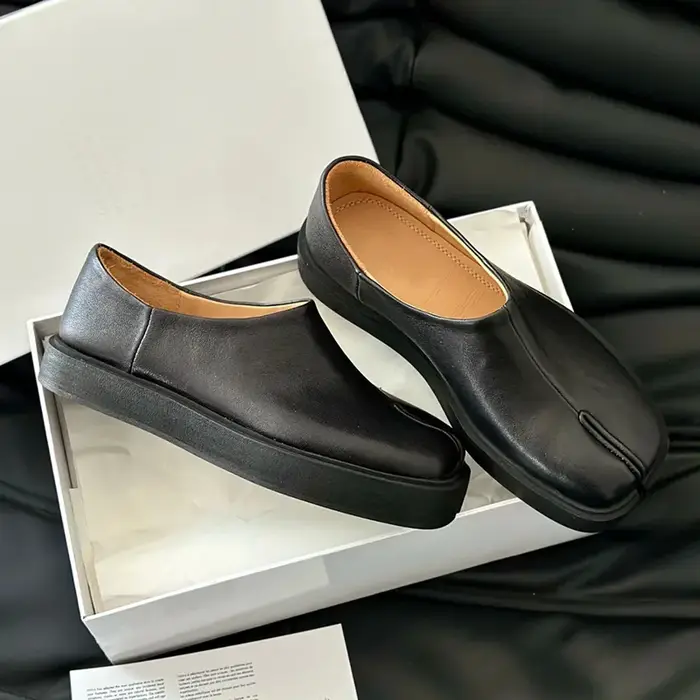 Chaussures basses Tabi Design à enfiler pour séparation des orteils, chaussures unisexes à la mode a