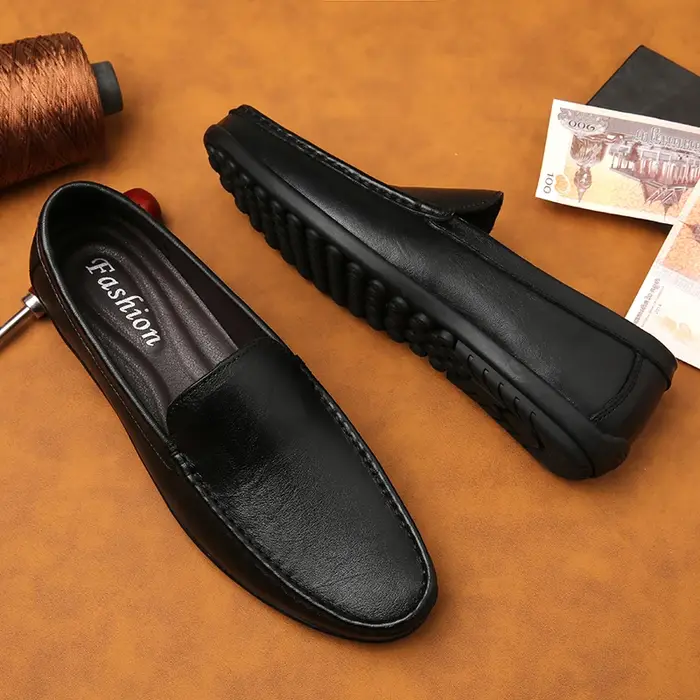 Chaussures à enfiler pour hommes