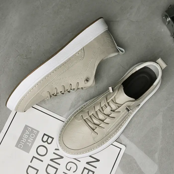Chaussures de marche en cuir véritable pour hommes, baskets souples de luxe, plates, de styliste, assorties avec tout, nouvelle collection