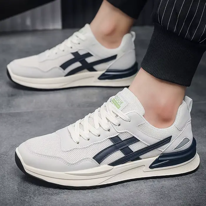 Chaussures de sport plates et légères pour hommes