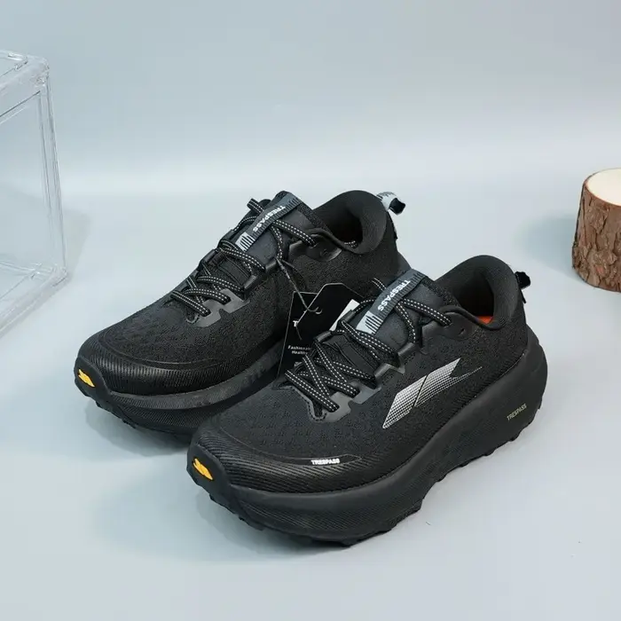 Chaussures de trail homme printemps 2026 – Marque de luxe, chaussures de sport pour homme, baskets de designer pour la gym et l'extérieur, chaussures d'entraînement à semelle épaisse pour homme