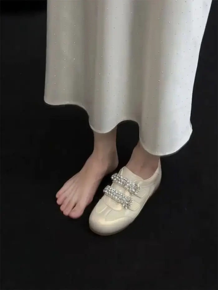 Chaussures d'entraînement allemandes à strass tendance 2026 pour femmes