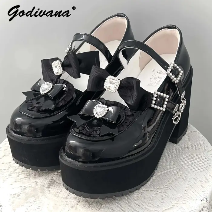 Chaussures à Plateforme Japonaises avec Nministériels d en Strass