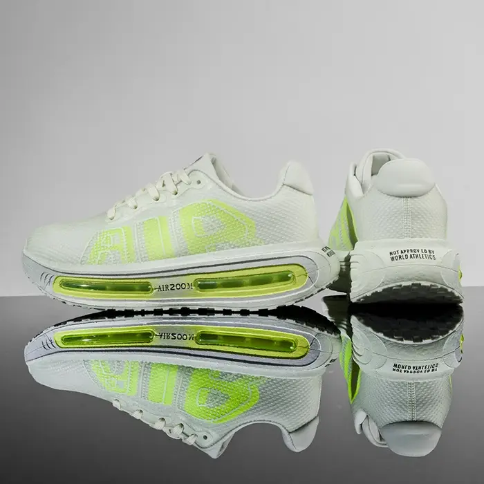 Chaussures de course pour hommes avec plaque en carbone