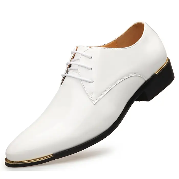 Chaussures habillées en cuir verni pour hommes