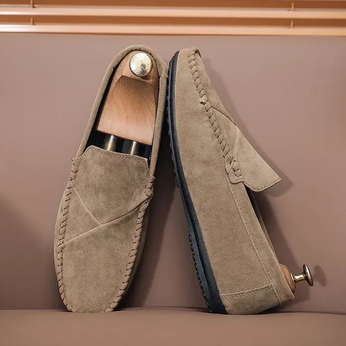 Mode daim hommes chaussures décontractées mâle paresseux