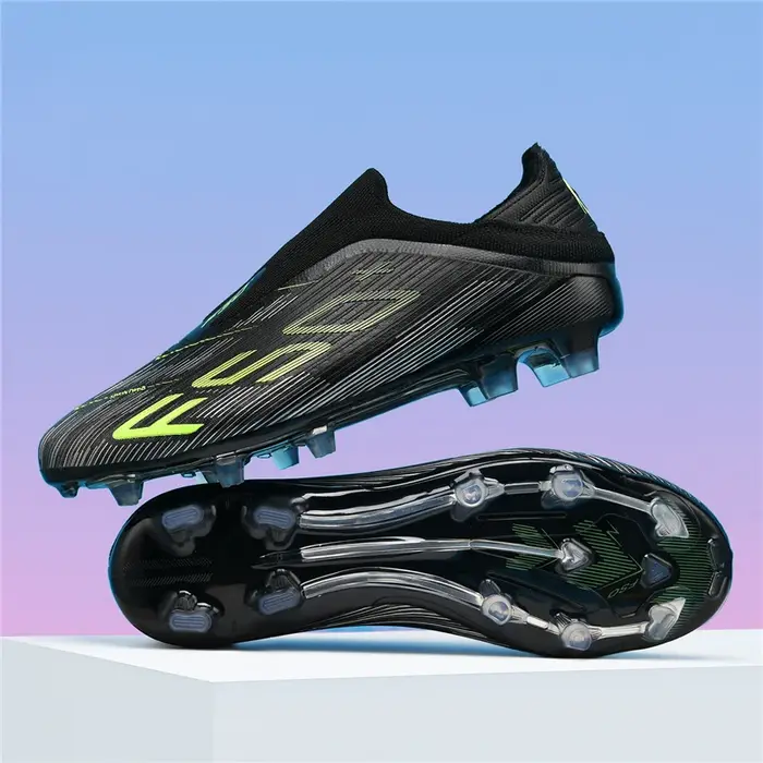 Nouvelles chaussures de football pour hommes