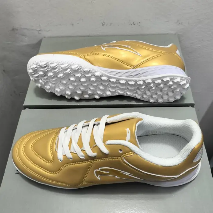 Chaussures de football IN Soprts, baskets de football, chaussures de futsal, bottes ultralégères, re