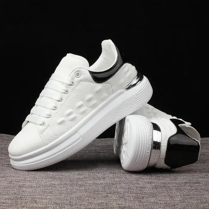 Baskets respirantes rehaussantes pour hommes et femmes, chaussures de skateboard, chaussures de tenn