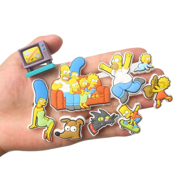 9 figurines de grande taille de la série Simpson Breloques pour chaussures en PVC