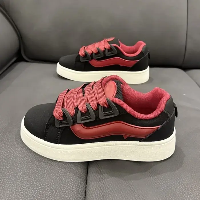 Nouvelles Chaussures Vulcanisées Noires pour Femmes 2025 – Baskets Décontractées à Plateforme Style Vintage Sportif