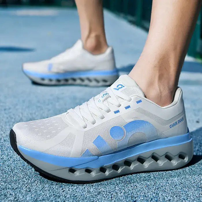 Nouvelles chaussures de course à amorti pour hommes