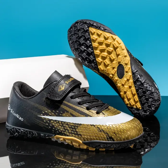 Nouvelles chaussures de football pour enfants, chaussures de sport d'intérieur, entraînement de futsal, match sur gazon, chaussures de sport ultralégères confortables pour adultes, chaussures de footb