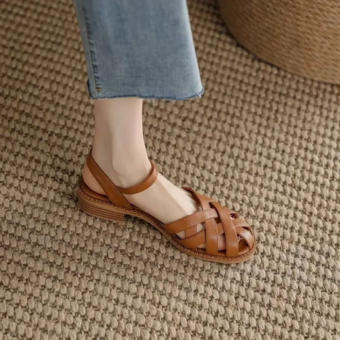 2025 nouveau Style rétro été femmes sandales mode élégant tissage couverture orteil chaussures dames confort talon bas plage vacances Sandalias