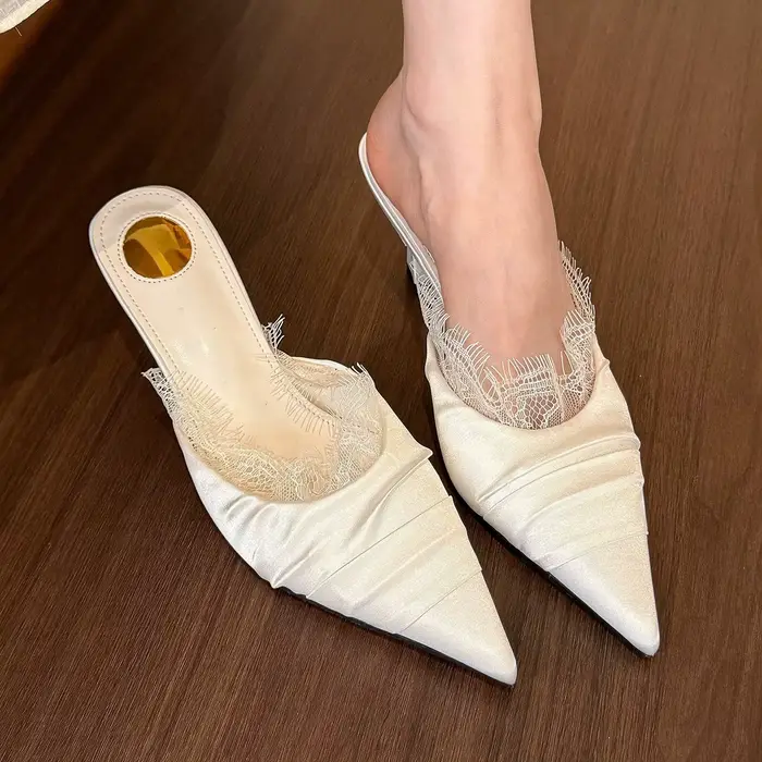 Mode femmes pantoufle élégante dentelle Baotou Mule chaussure Style français pointe pointue chaussur