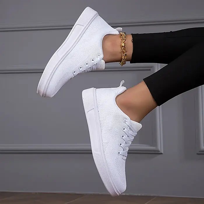 2025 baskets noires femmes décontracté maille à lacets Sport chaussures plates filles respirant blanc grosses