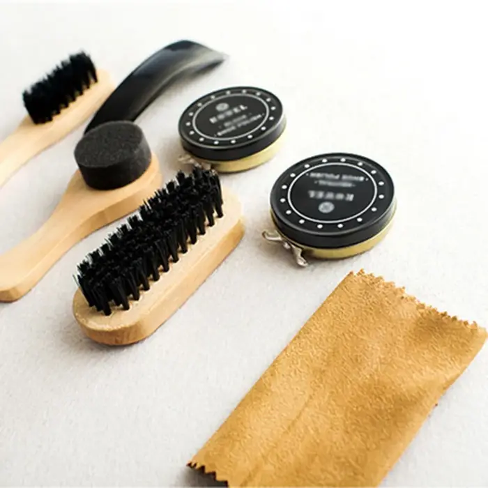 Kit d'entretien pour chaussures 8 pièces