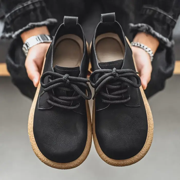 Chaussures pour hommes 2025 automne nouveau rétro à lacets chaussures en cuir Style britannique coup