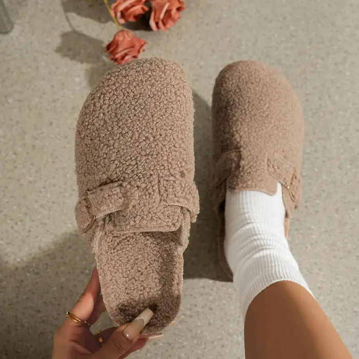 Chaussures marron à la mode et confortables pour femmes