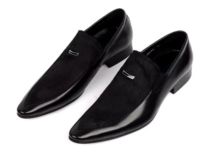 Nouvelles chaussures pour hommes