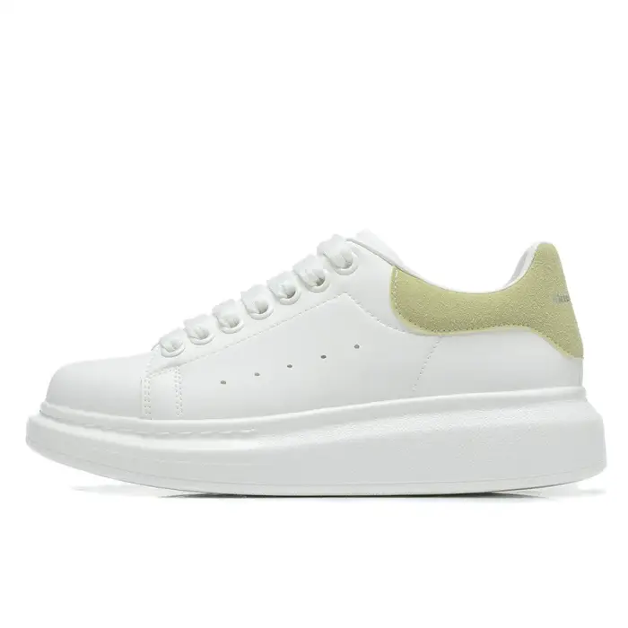 Nouvelles baskets blanches épaisses 2026 – Chaussures décontractées polyvalentes et tendance unisexe