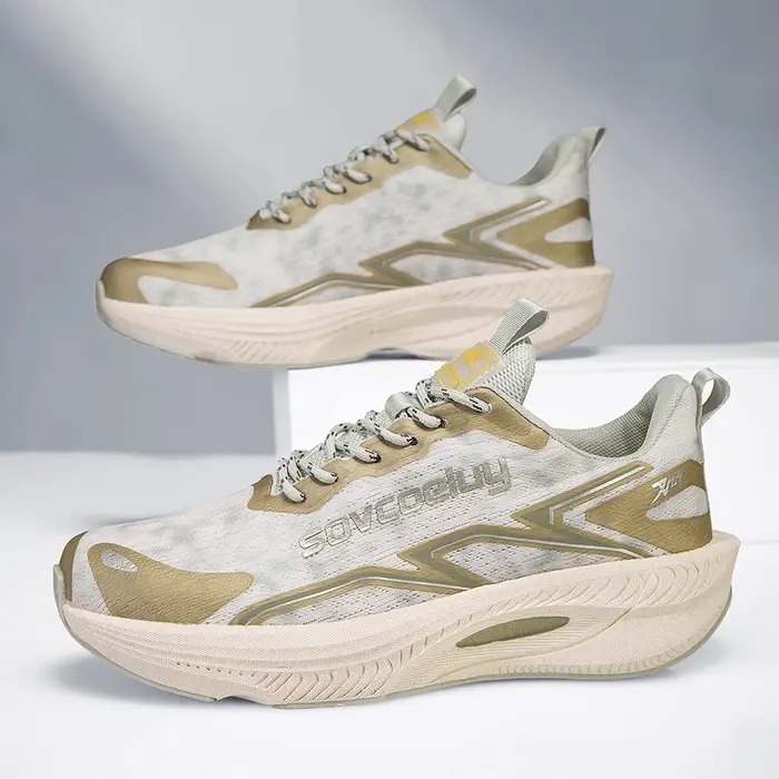 Chaussures de course Marathon avec plaque en carbone
