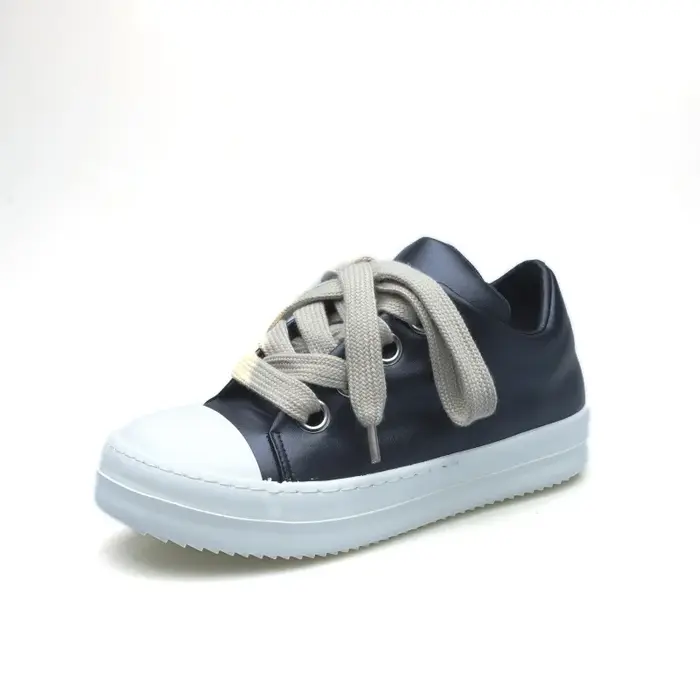 Chaussures simples en cuir pour adultes, chaussures décontractées en cuir PU pour hommes et femmes, chaussures de skate antidérapantes à lacets pour jeunes, chaussures classiques pour couples