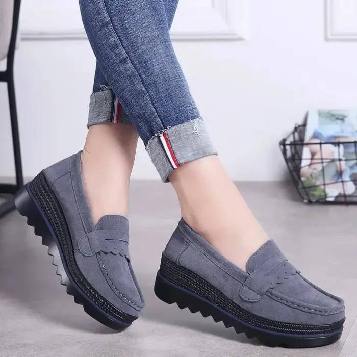 2025 grande taille chaussures pour femmes mocassins en cuir suédé muffin semelle semelle épaisse augmenter décontracté femmes unique chaussure couvre pied
