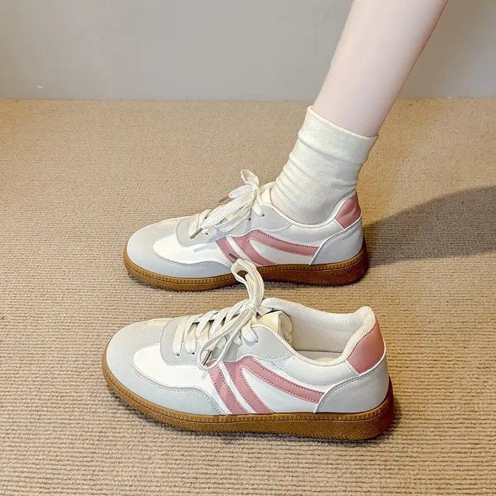 Chaussures de sport et de loisirs multicolores tendance et très vendues