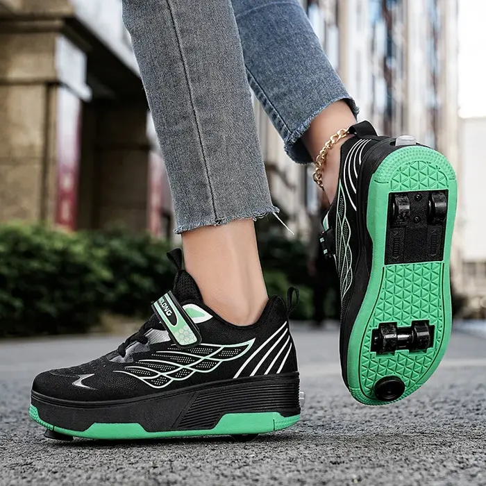 Chaussures de marche à roulettes pour enfants, baskets de sport à quatre roues pour étudiants, idéales printemps-été