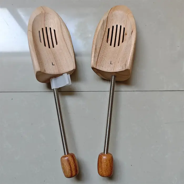Embauchoirs en bois pour hommes et femmes