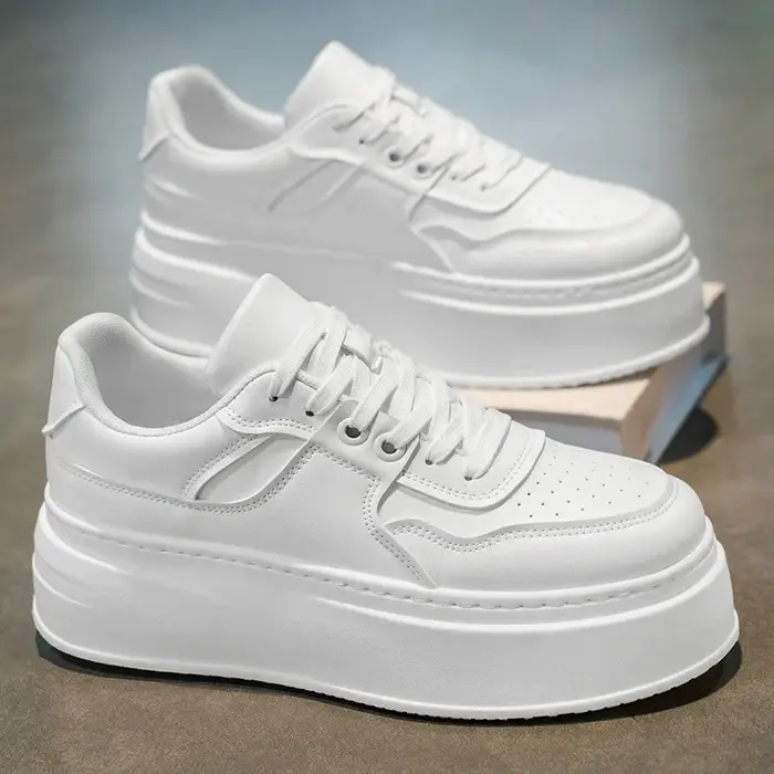 Chaussures de papa tendance, confortables, légères, en cuir souple, chaussures de course, style décontracté et sportif, style universitaire, polyvalentes, respirantes