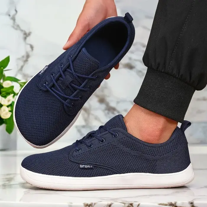 Chaussures à bout large pour hommes