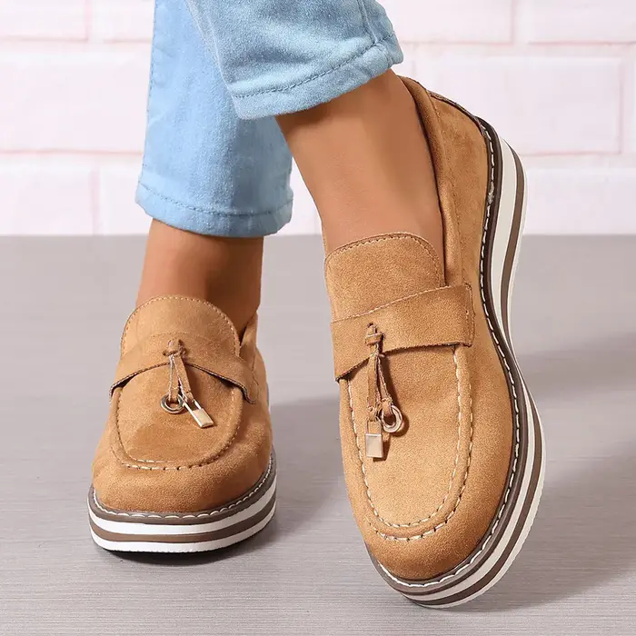 Chaussures en daim pour femmes