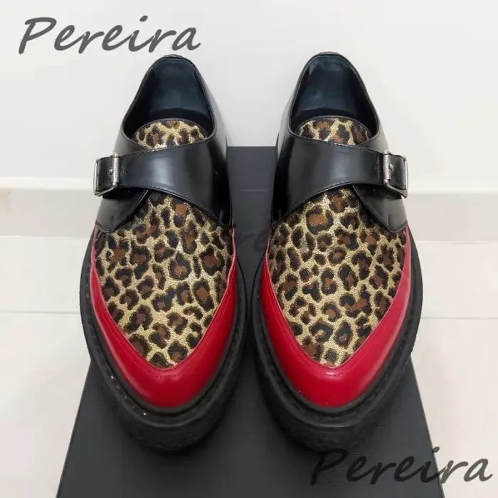 Chaussures Derby en cuir rouge brillant à lacets