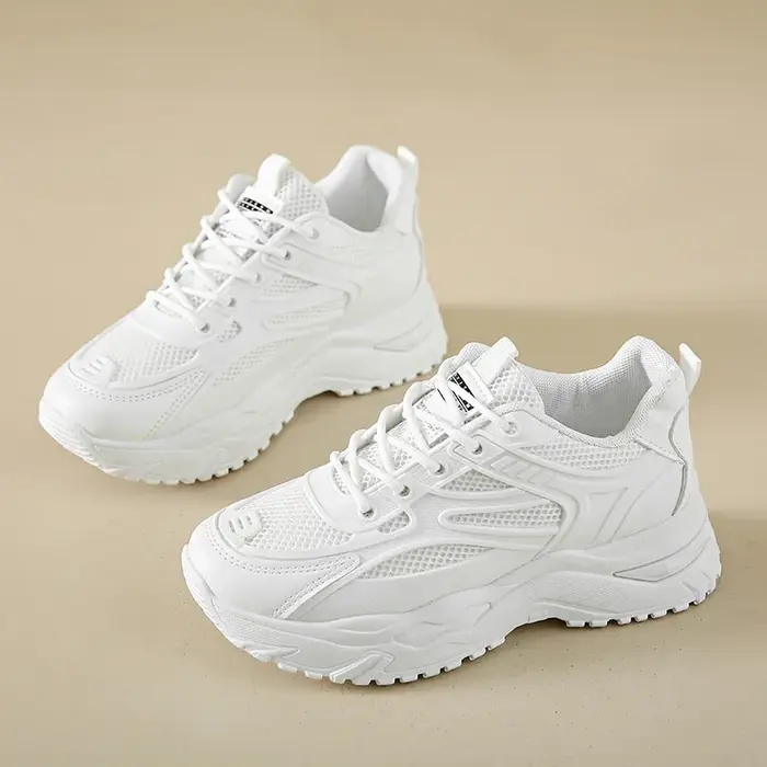 Nouvelles baskets en cuir épaisses pour femmes