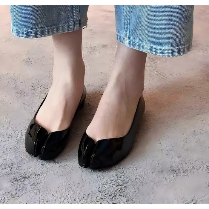Chaussures simples de styliste