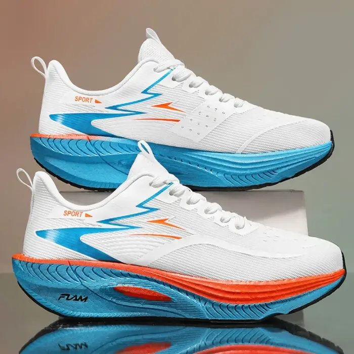Chaussures de sport décontractées 2026 pour hommes, baskets respirantes légères en maille noire pour l'extérieur, chaussures de course athlétiques, chaussures de marche pour femmes