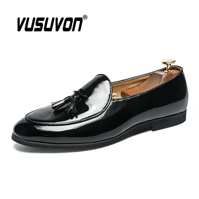 Mode hommes chaussures en cuir verni 37-47 taille garçons mocassins respirants noir doux en plein air décontracté été Mules robe appartements