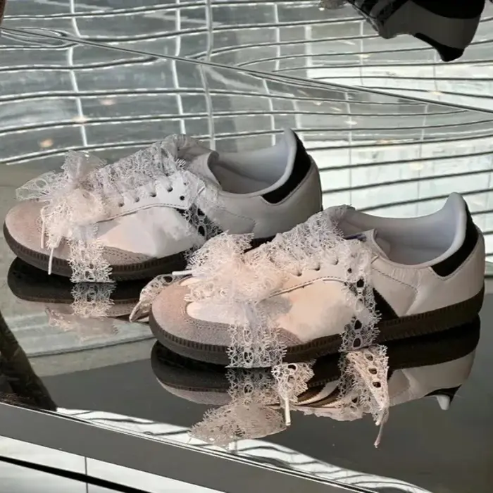 1/4 paires fantaisie dentelle 3CM de large lacets plats baskets femmes chaussures décontractées noir blanc mode