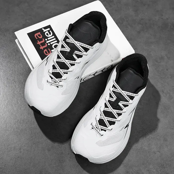 Chaussures de course minimalistes pour hommes à bout large